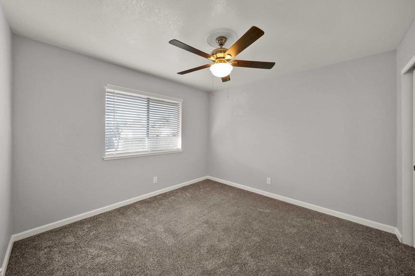 property for rent #8