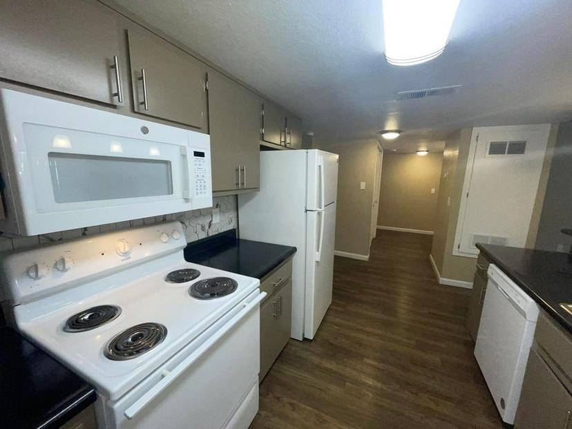 property for rent #7