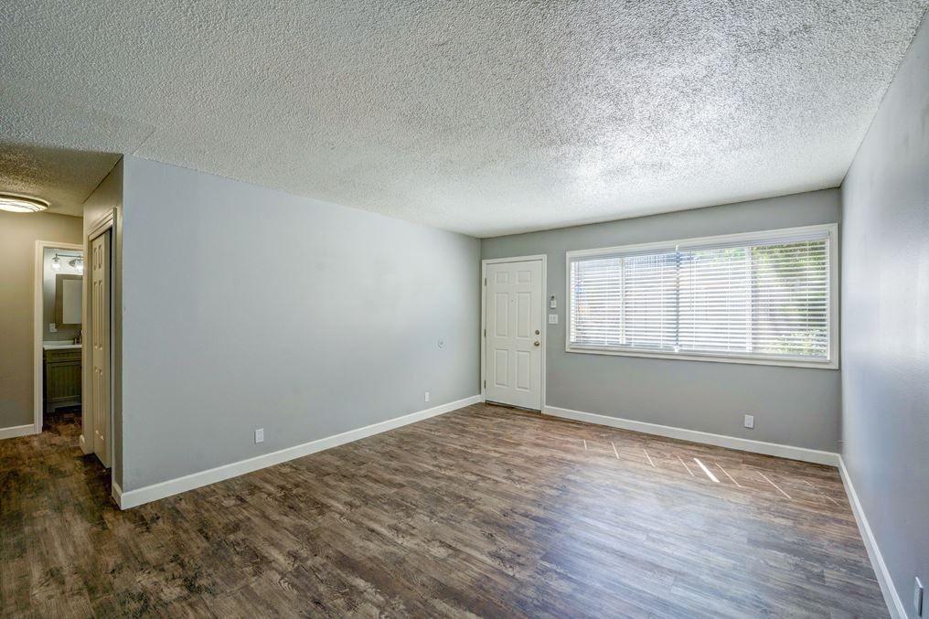 property for rent #1