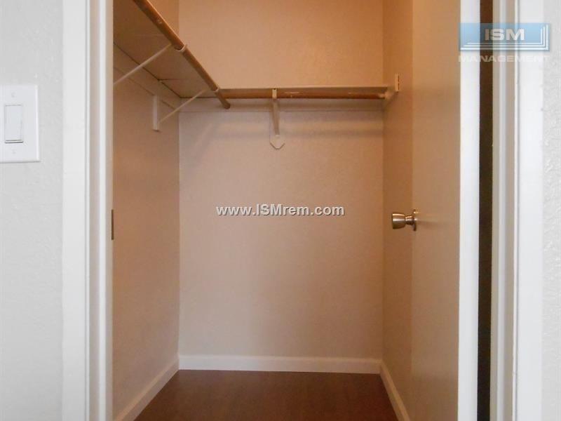 property for rent #10