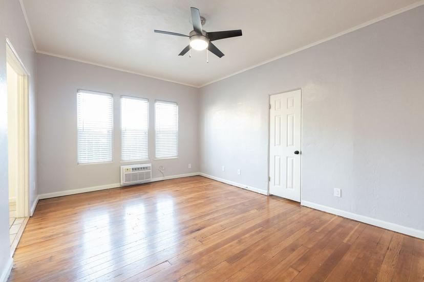 property for rent #5