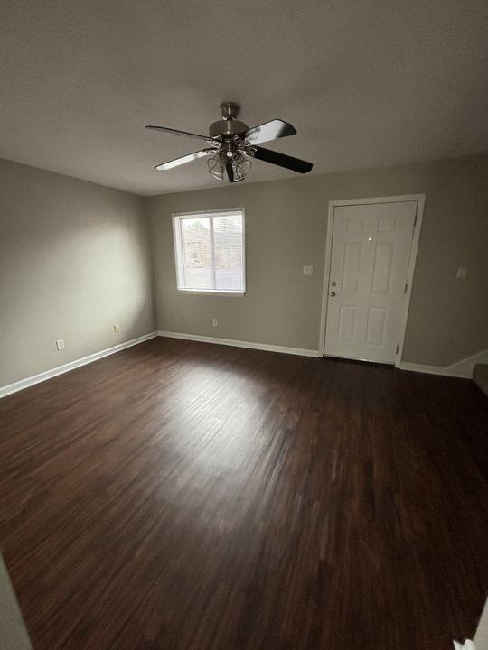 property for rent #8