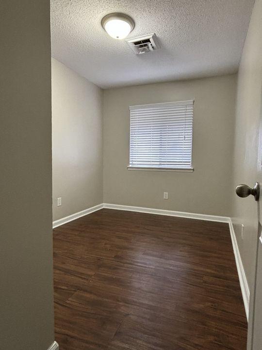property for rent #8