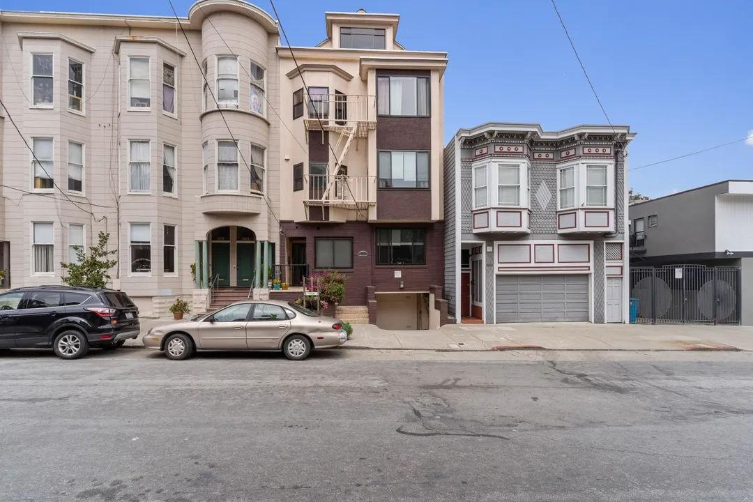property for rent #1
